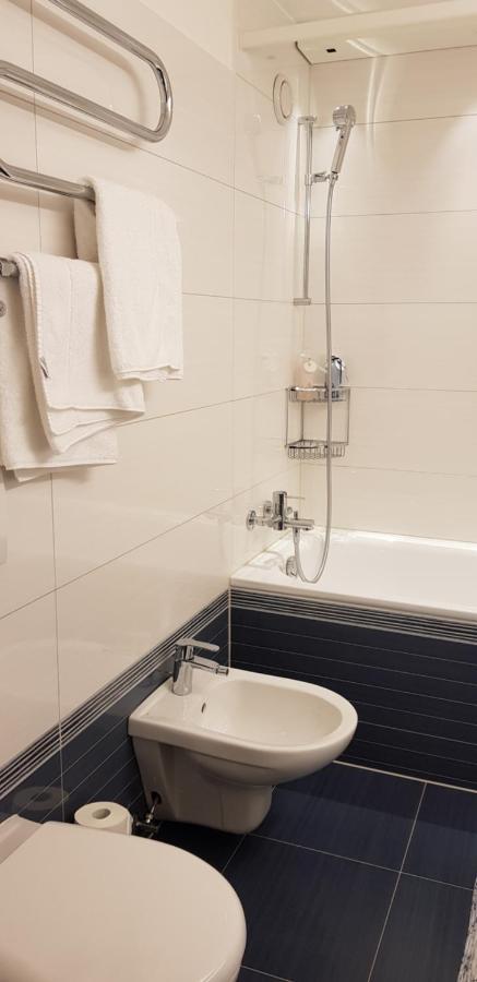Holiday Accommodation - Swimming Pool Available Davos Exteriör bild