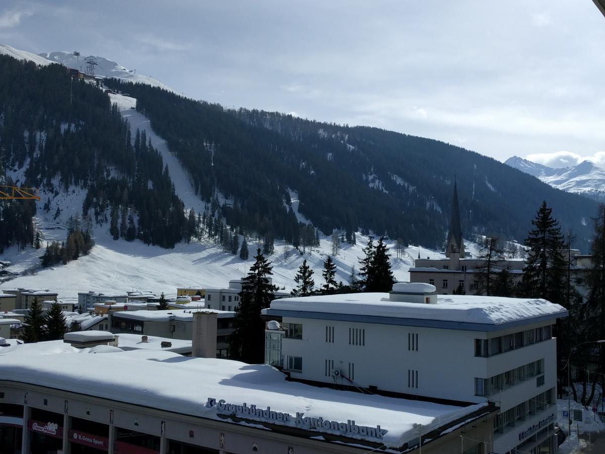 Holiday Accommodation - Swimming Pool Available Davos Exteriör bild